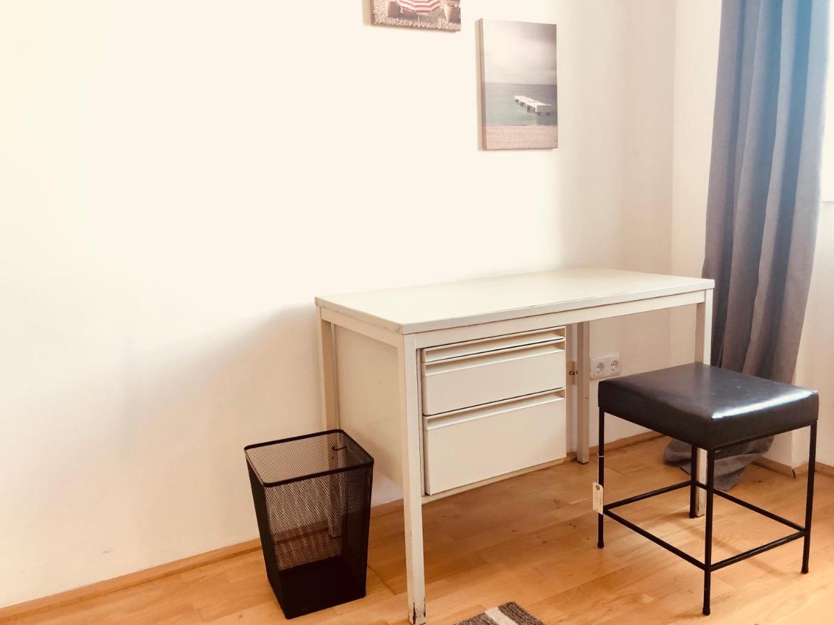 Helle 4 Zimmer Familien-Wohnung Mit Balkon! Schloss Schonbrunn In Gehdistanz Wien Eksteriør bilde