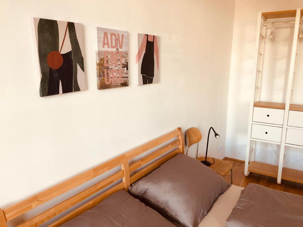 Helle 4 Zimmer Familien-Wohnung Mit Balkon! Schloss Schonbrunn In Gehdistanz Wien Eksteriør bilde